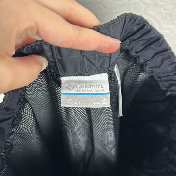 Columbia 100% Nylon Pants Outdoors Swishy Track Snow Rain Hiking Black Weather - Picture 7 of 8
